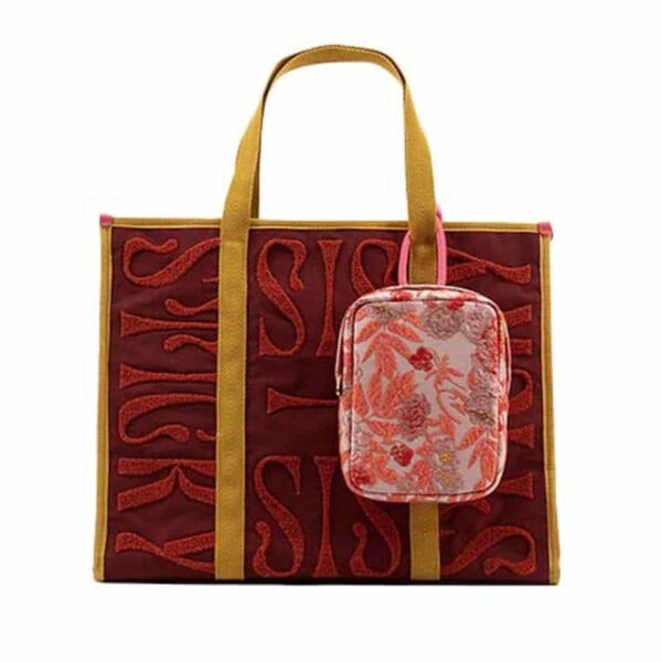 The Sticky Sis Club Shopper + Floral Knot | La Promenade | Terry + Vin Rouge