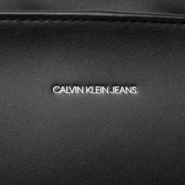 Calvin Klein Trapezoid Shadow Shopper Black
