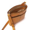dR Amsterdam Tampa Handbag Camel