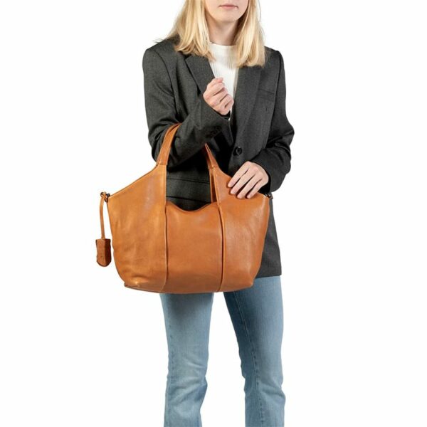 Burkely Just Jolie Wide Tote Cognac