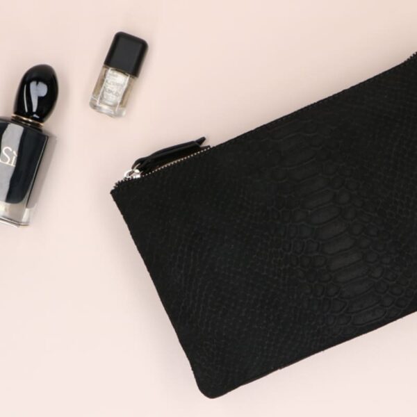 LouLou Essentiels 04Clutch Bag Sugar Snake Black