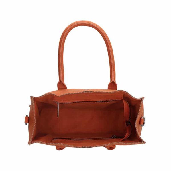 Zebra Trends Shopper Lisa S Brique