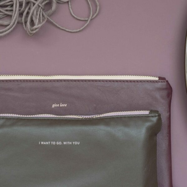 TINNE + MIA Feel Good Pouch XL Dark Brown