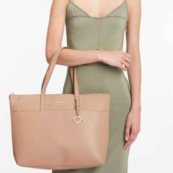 Calvin Klein Must Shopper Large Safari Canvas