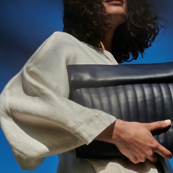 Monk & Anna Kitarō Shoulderbag Midnight