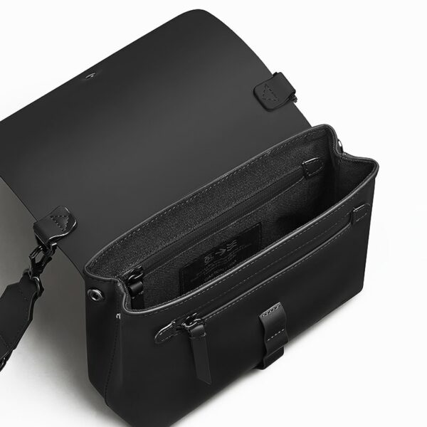 Gaston Luga Splash Toiletry Bag Black
