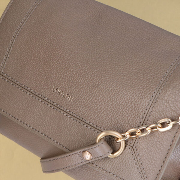 LouLou Essentiels 30CROSSBODY Royal Nappa Taupe