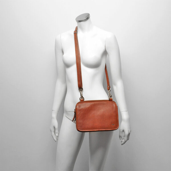 Berba Lucca Crossbody brandy