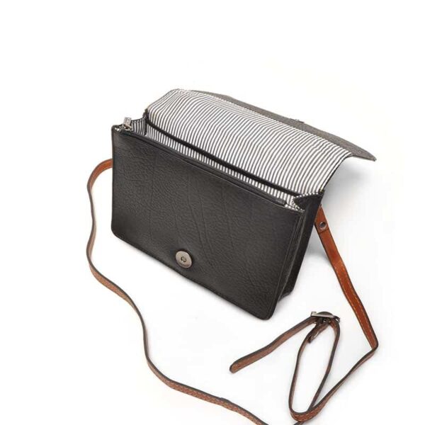 Berba Leather Crossbody Chamonix Black