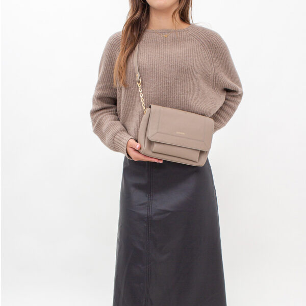 LouLou Essentiels 30CROSSBODY Royal Nappa Taupe