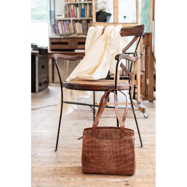 LouLou Essentiels Vintage Croco Shoulderbag Cognac