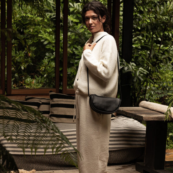 Monk & Anna Mitsu Shoulder Bag | Black