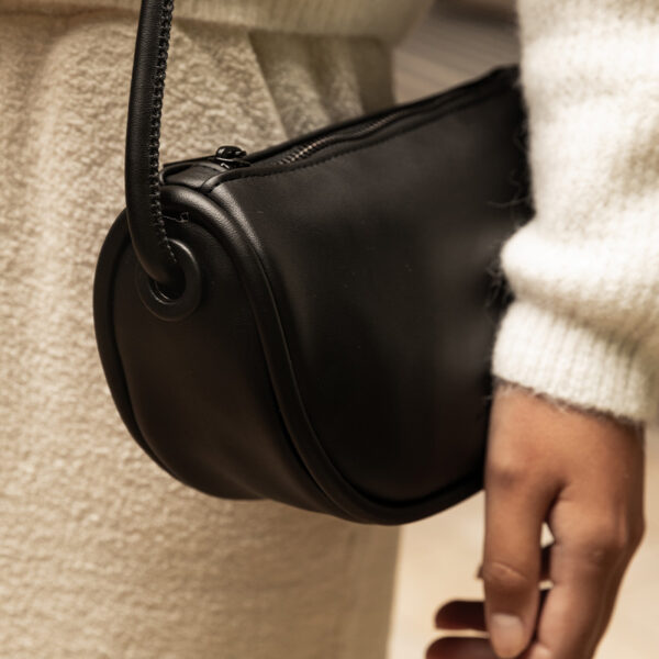 Monk & Anna Mitsu Shoulder Bag | Black