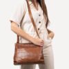 Cowboysbag Big Croco Crossbody Homedale Fawn