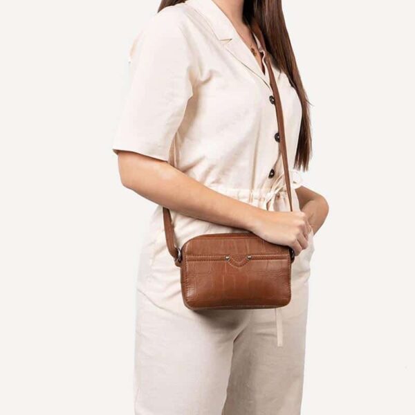 Cowboysbag Big Croco Crossbody Timber Black
