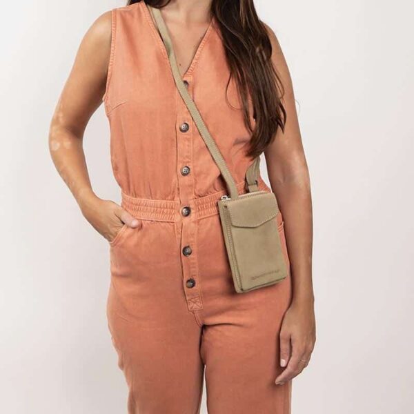 Cowboysbag Suede Phone Purse Richfield Gargoyle Grey