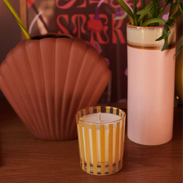The Sticky Sis Club Scented Candle Agar Wood