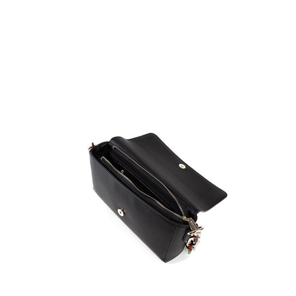 Valentino Bercy Flap Bag Nero