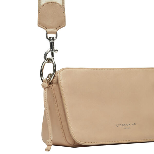 LIEBESKIND BERLIN Clarice Crossbody M Sandy