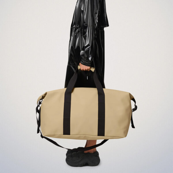 Rains Hilo Weekend Bag Large Sand