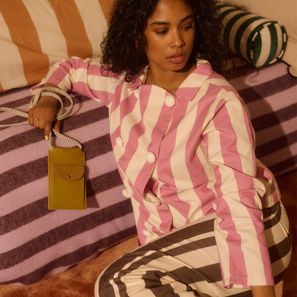 The Sticky Sis Club phone pouch | il sole | ton sur ton | costa green