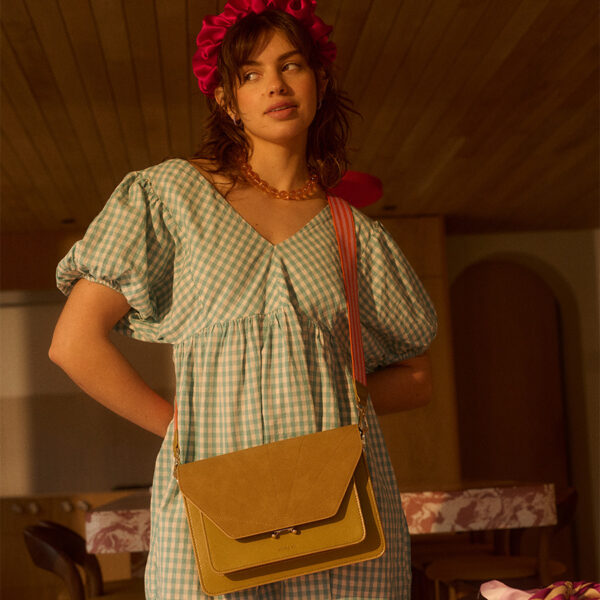 The Sticky Sis Club satchel | il sole | ton sur ton | costa green