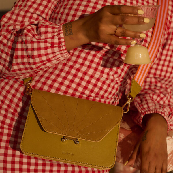The Sticky Sis Club shoulder bag | il sole | ton sur ton | costa green