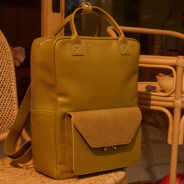 The Sticky Sis Club backpack | il sole | ton sur ton | costa green